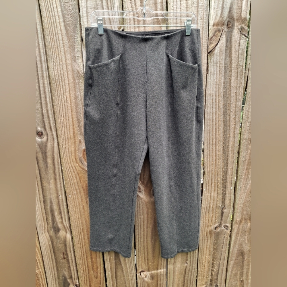 Old Navy Charcoal Straight Taper Pants